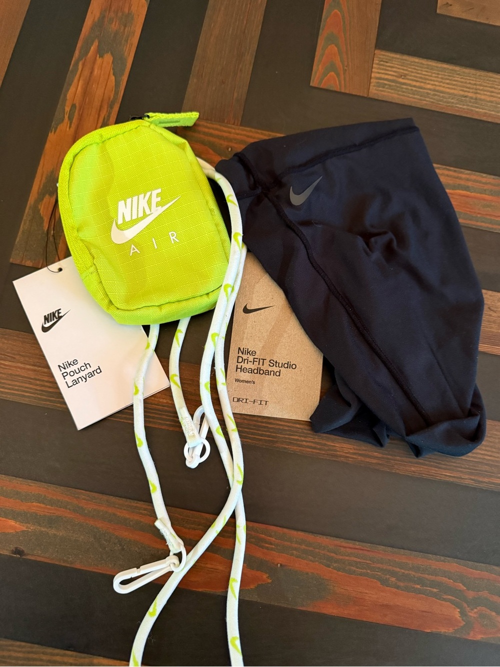 Nike Pouch Lanyard (Neon Green) & Dri-FIT Studio Headband